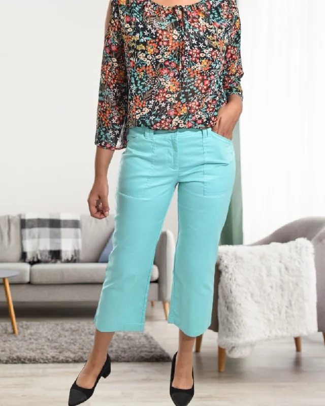 Ladies Teal Twill Capri Pants